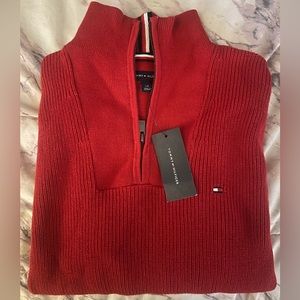 NWT Men’s Tommy Hilfiger Long Sleeve Quarter Zip